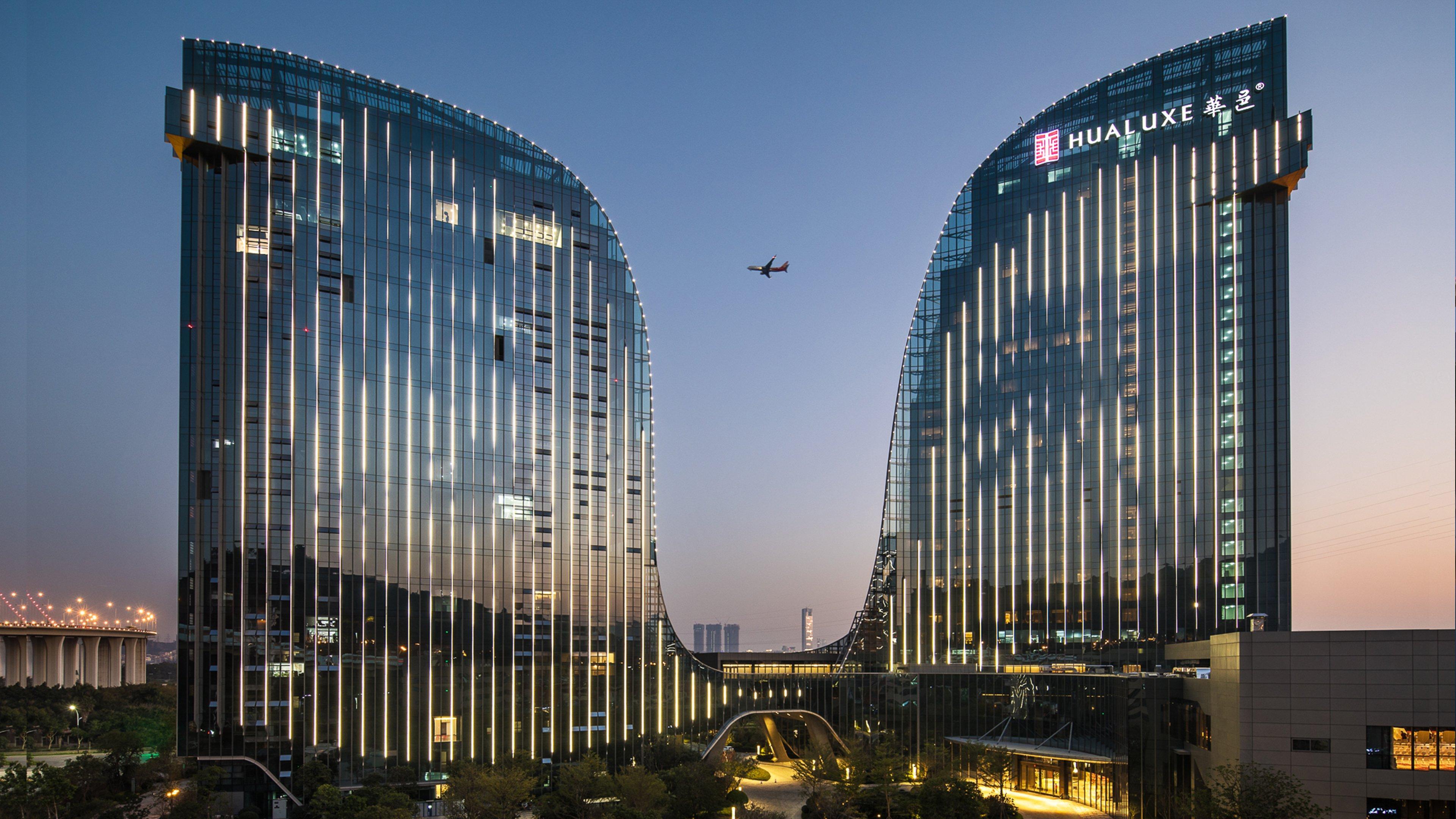 Hualuxe Xiamen Haicang Habour View Exterior photo