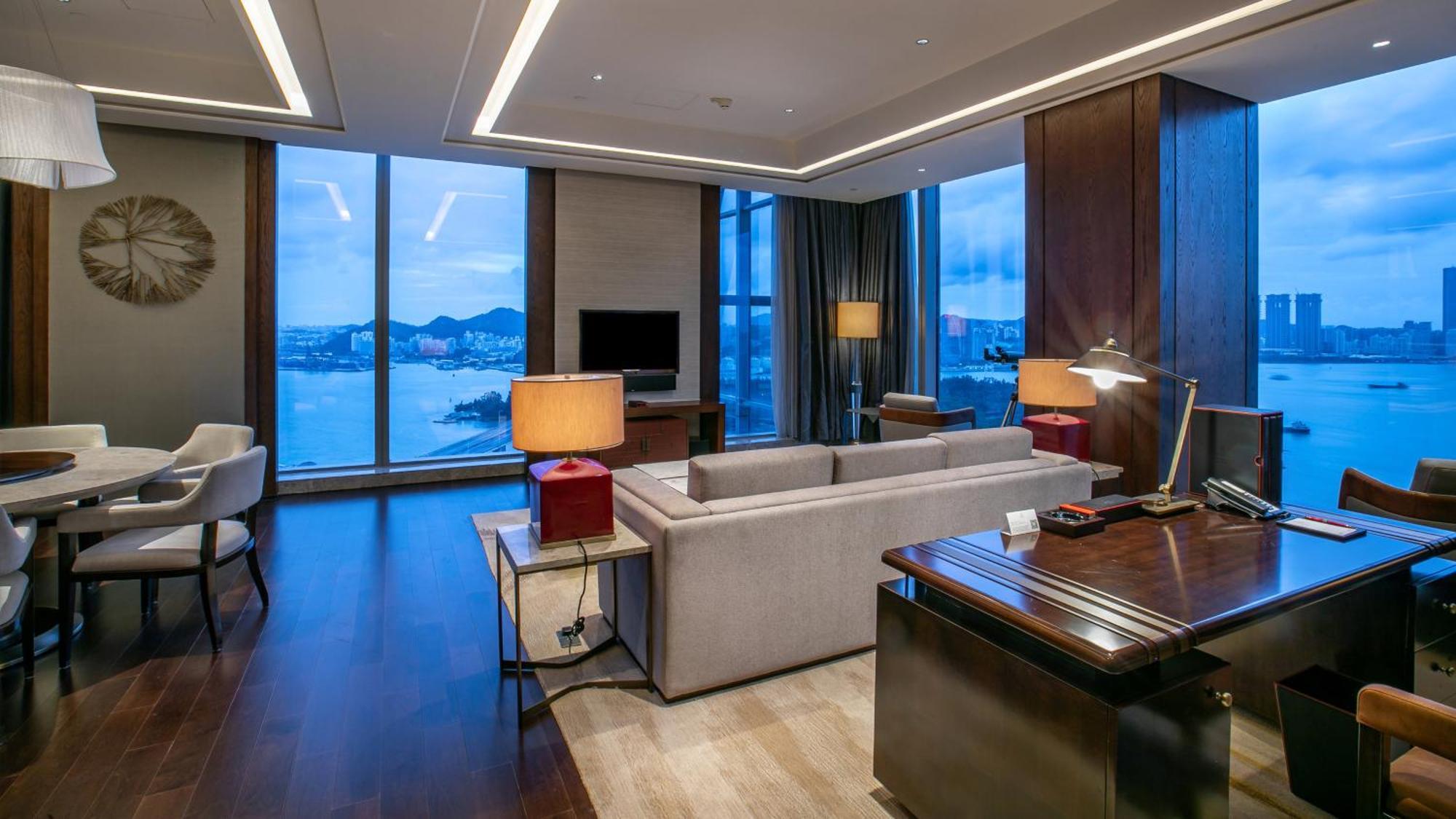 Hualuxe Xiamen Haicang Habour View Exterior photo